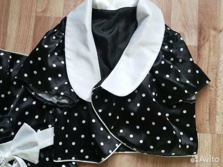 Платье в горошек