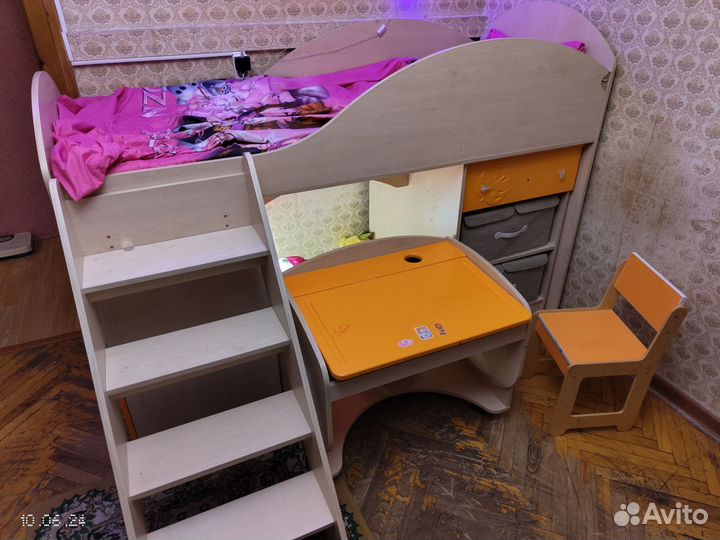 Кровать чердак