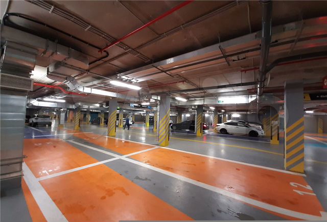 Машиноместо, 13 м²