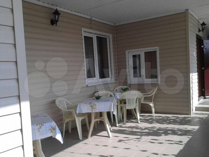 Дом 389 м² на участке 7,5 сот.