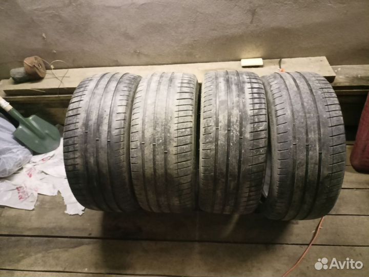 Michelin Pilot Sport 3 245/40 R18 93Y