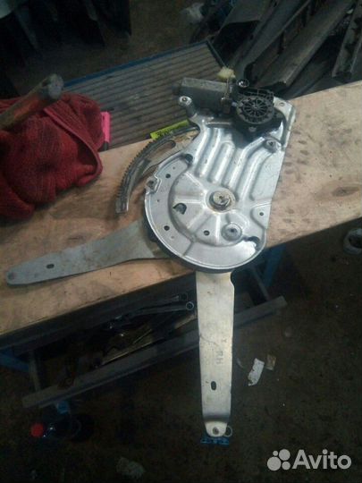 Volvo xc90 вольво хс90 Стеклоподъемник передний