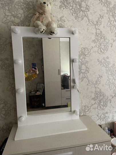 Зеркало с подсветкой