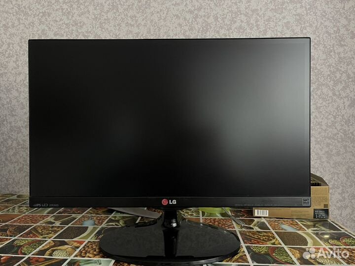 FullHD Монитор LG flatron 22EA63T-PB