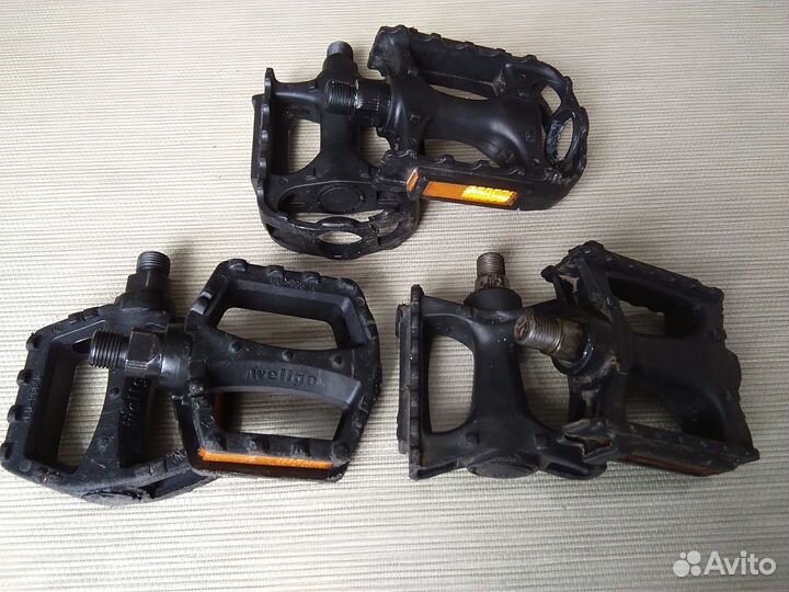 Педали пластиковые на детский велосипед