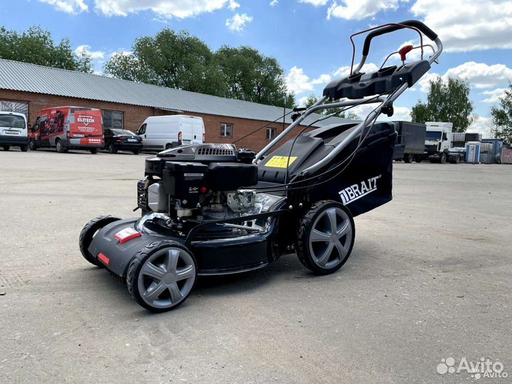 Газонокосилка бензиновая 4,5 л.с