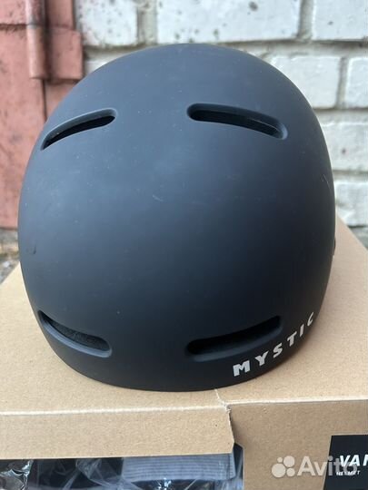 Шлем mystic для водных видов спорта