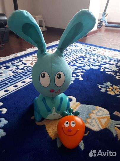 Интерактивные игрушка прятки с Бади