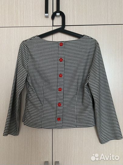 Кофта женская новая с пуговицами