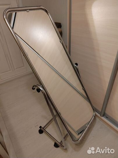 Зеркало напольное