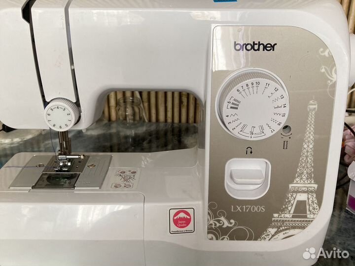 Швейная машина Brother lx1700s