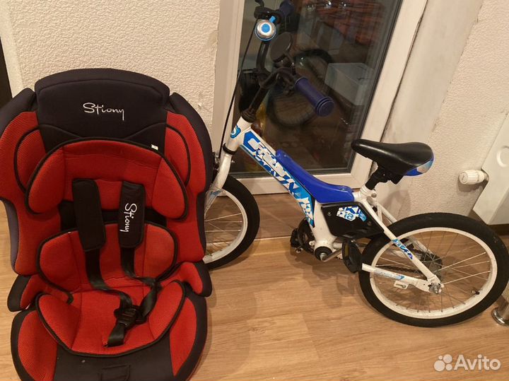 Продам детское кресло и велосипед