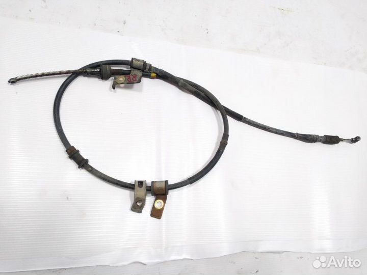 Тросик ручника задний правый Suzuki Jimny JB23W