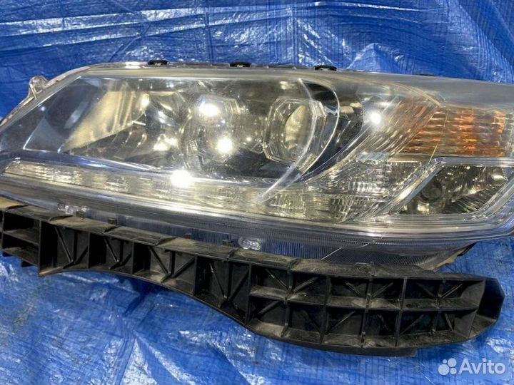 Фара передняя левая Honda Accord CR6 LFA 2013