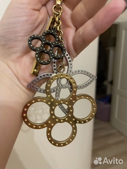 Брелок louis vuitton оригинал