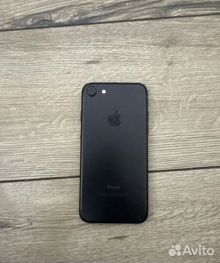 iPhone 7, 128 ГБ