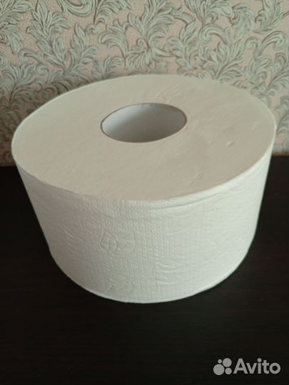 Бумажные полотенца в рулоне
