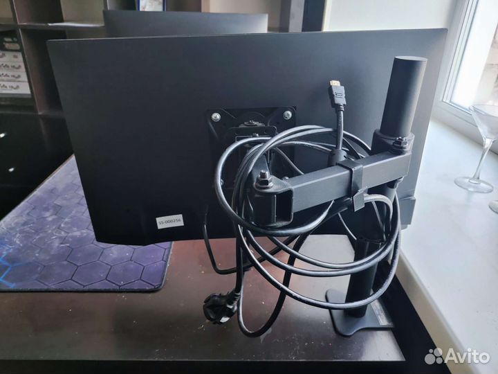 Кронштейн для монитора Arm Media