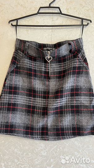 Отдам бесплатно женские вещи 40 42