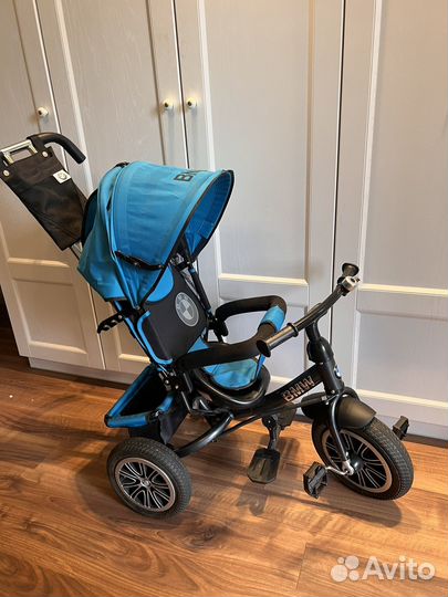 Трехколесный велосипед BMW