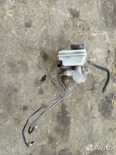 Главный тормозной цилиндр Opel Astra универсал