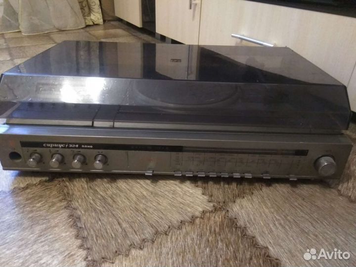 Проигрыватель винила СССР