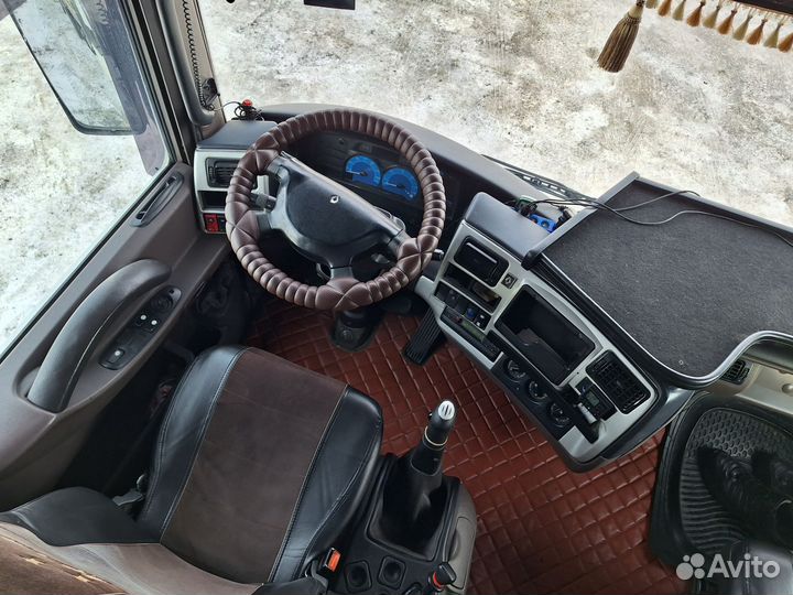 Renault Magnum, 2004