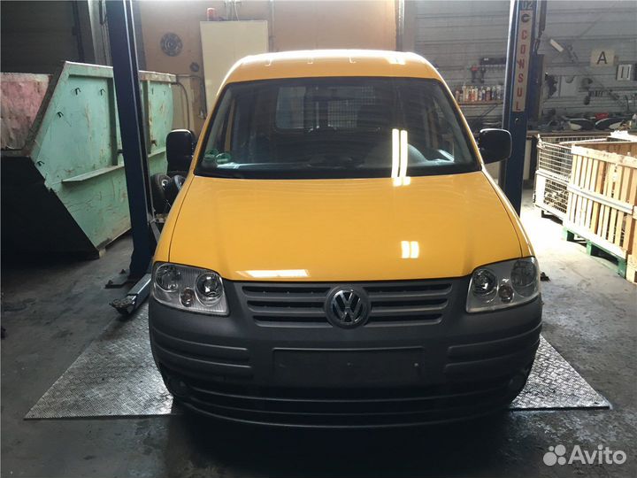 Разбор на запчасти Volkswagen Caddy