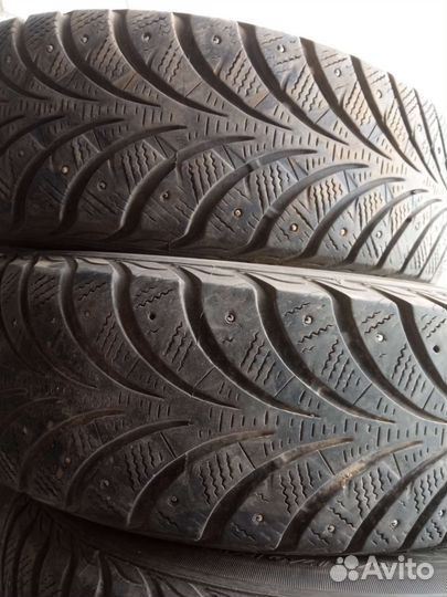 Sava Eskimo Stud 175/70 R13 82T