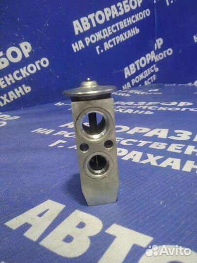 Клапан кондиционера Honda Vigor седан G25A 1995