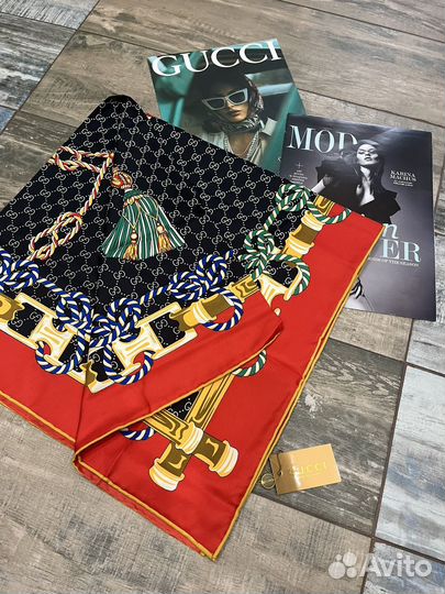 Шелковый платок шаль Gucci черный с красным новый