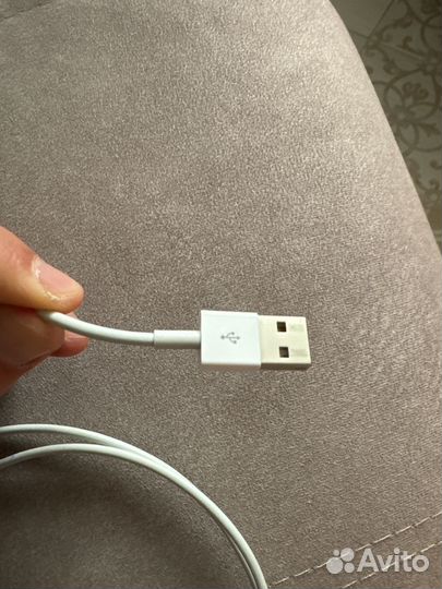 Кабель Apple Lightning to USB (1 m)