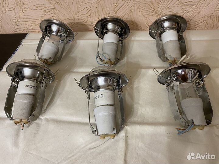 Точечные встраиваемые светильники