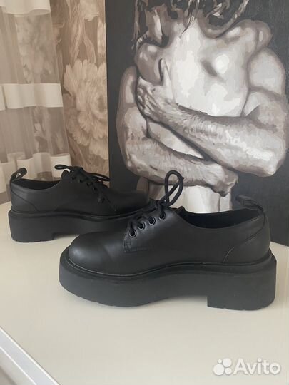 Ботинки женские