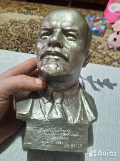Бюст ленина СССР