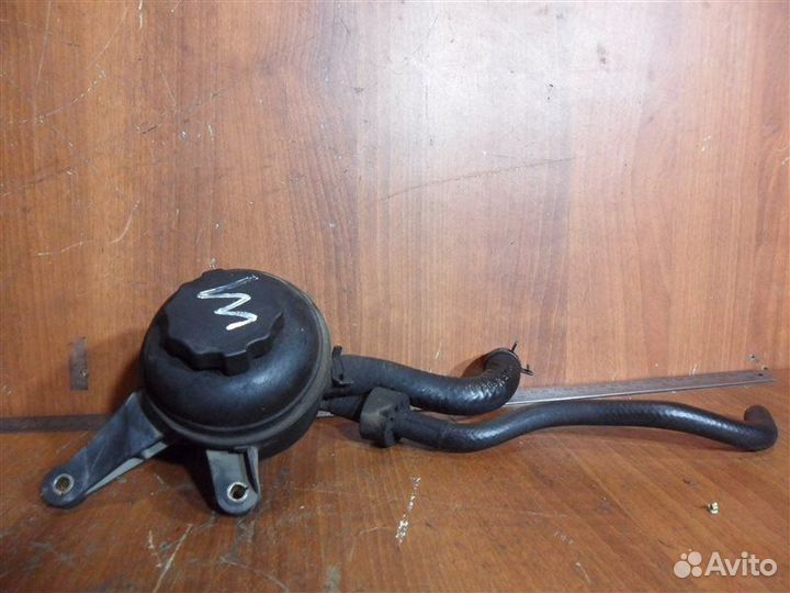 Бачок гидроусилителя Mercedes-Benz C-Class W203