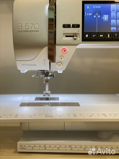 Швейная машинка Bernina B570 QE