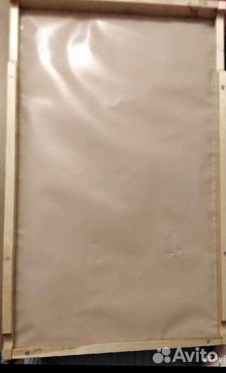 Пеленальная доска на кроватку