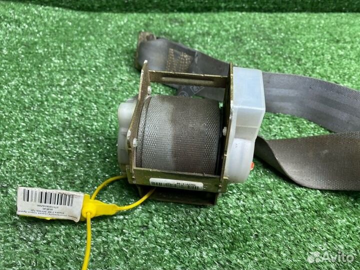 Ремень безопасности задний левый Hyundai Elantra 3