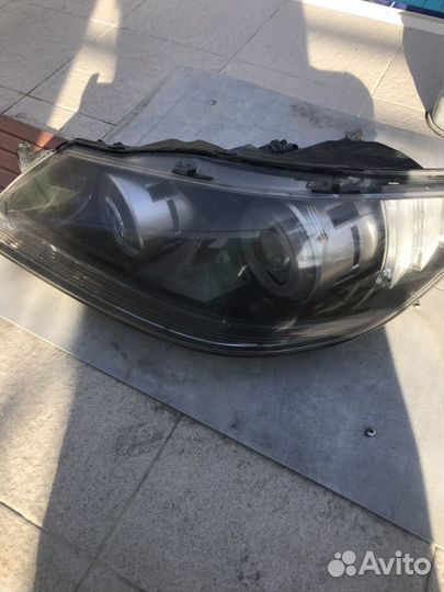 Фара Honda Legend