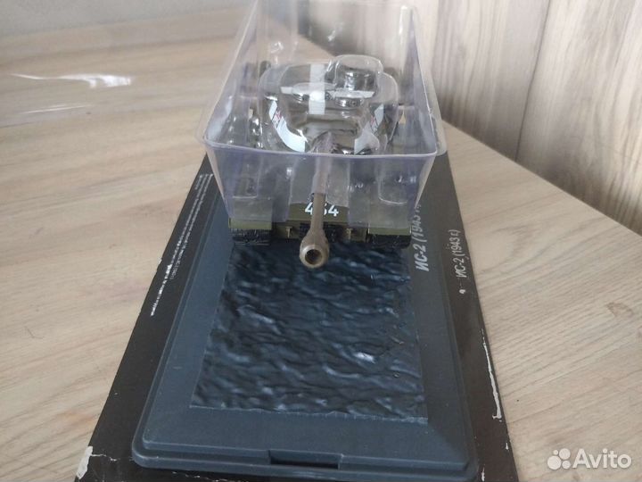 Модель танка Ис-2(1943) 1:43