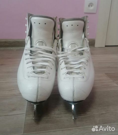 Фигурные коньки risport 245