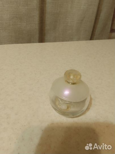 Пустые флаконы от парфюма