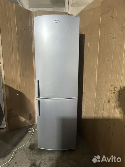 Холодильник whirlpool