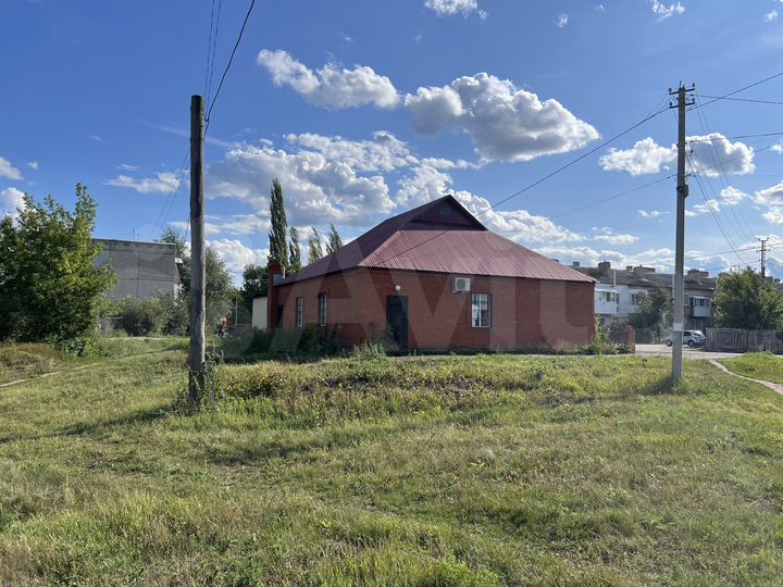 Здание, 240 м²