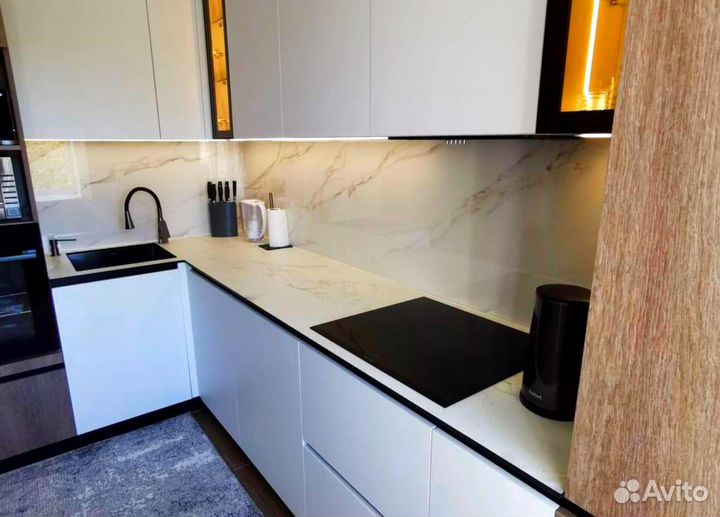 Кухня нежная для молодоженов