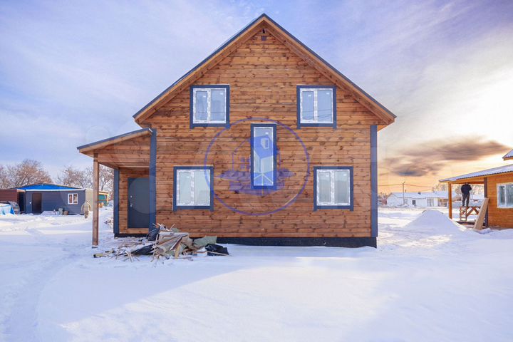 Дом 159 м² на участке 8 сот.