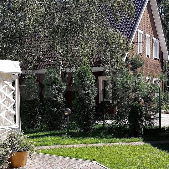 Дом 160 м² на участке 2 сот.