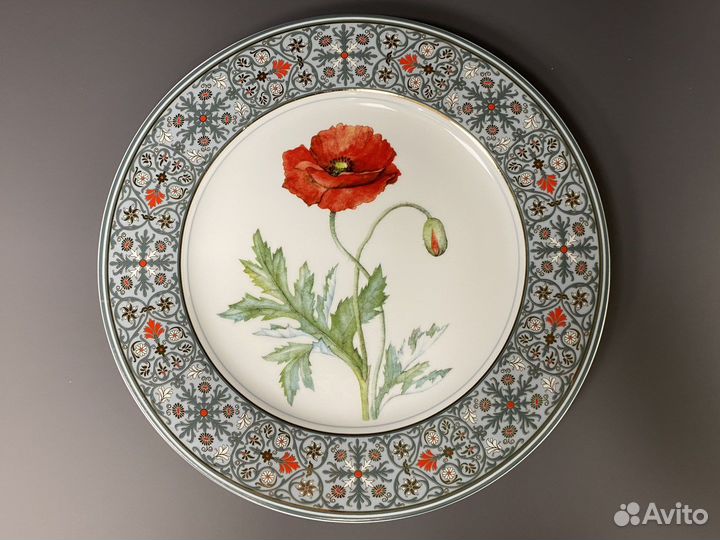 Декоративная тарелка ифз «Цветы и ягоды России»