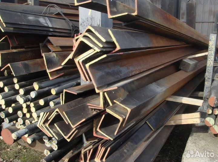 Швеллер гнутый 140х80х4